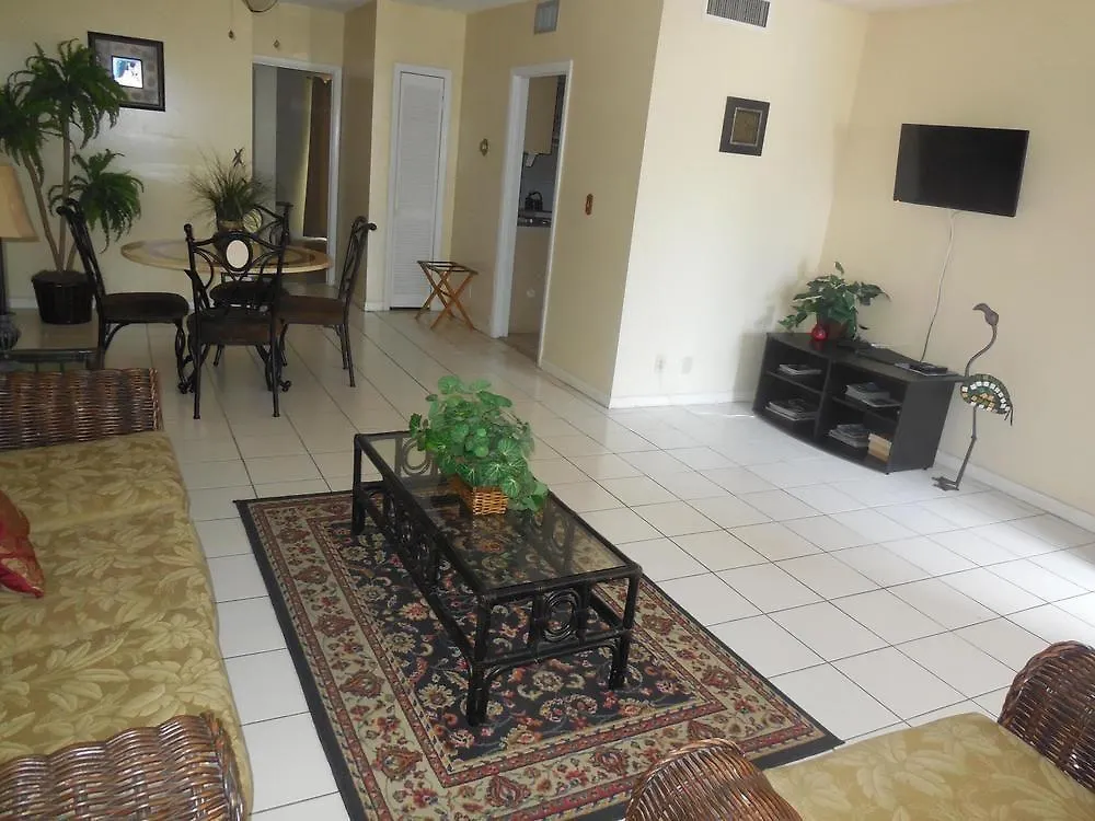 Dundee Bay Villas Freeport Bahamas