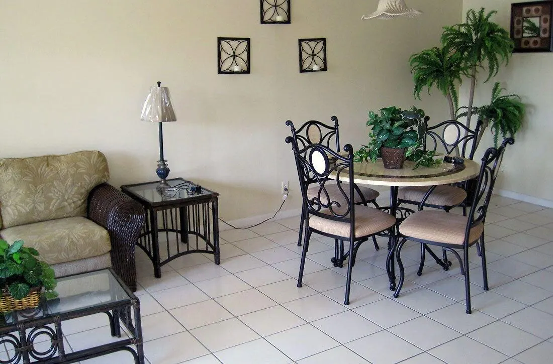 Dundee Bay Villas Freeport 0*,  Bahamas