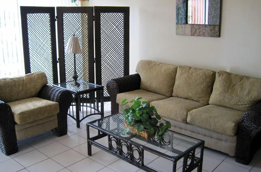 Dundee Bay Villas Freeport Bahamas